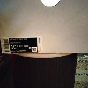 Air Max 270 React Eng men's 10.5